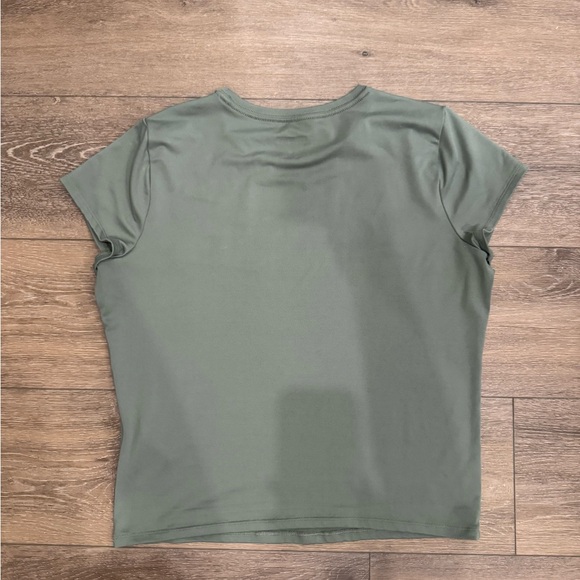 Crop Top - Picture 3 of 3